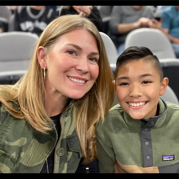 Meet your seller - Picture 1 of 10